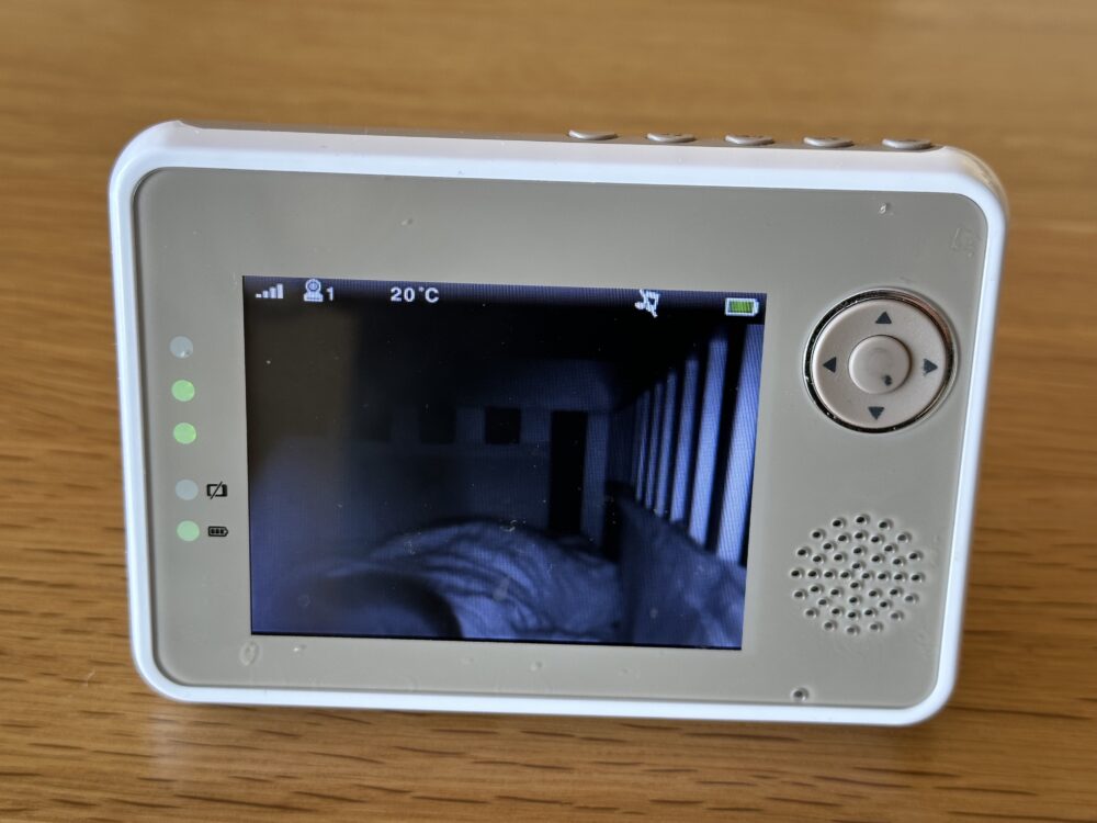 もう耳をすませない】ワイヤレスベビーカメラ(BM-LTL2)を実際に使ってみた